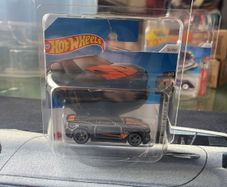 Hot wheels Super Treasure Hunt 2018 Camaro SS STH