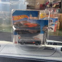 Hot wheels Super Treasure Hunt 2018 Camaro SS STH