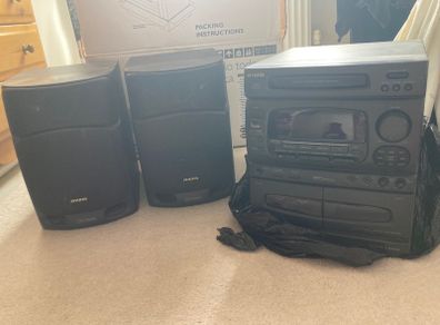 Aiwa Home Stereo and Speakers