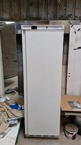 Upright Fridge White 400Ltr
