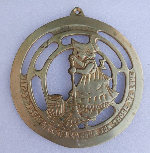 Vintage brass wall plaque - Its pleasant to labour for those we love