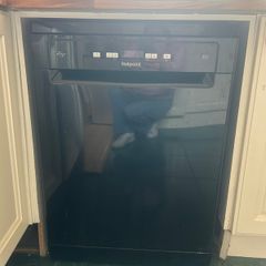 Hotpoint Dishwasher Black