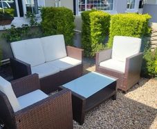 garden table and chairs