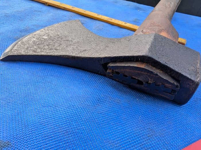 3lb Side Axe