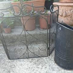 Fire screen and coal bucket