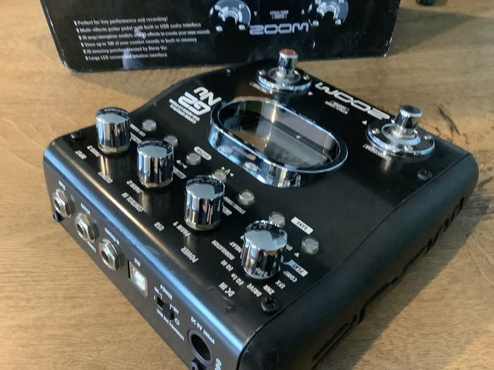 Zoom G2Nu digital multi-effects guitar processor pedal
