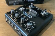 Zoom G2Nu digital multi-effects guitar processor pedal box