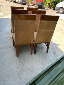 table and 6 chairs