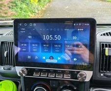 Android touch screen radio