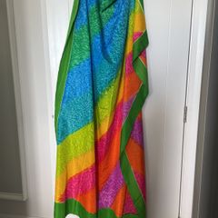 Very Large Vintage Beach Wrap