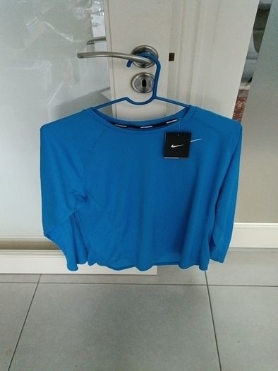 Long sleeved Nike Running Top