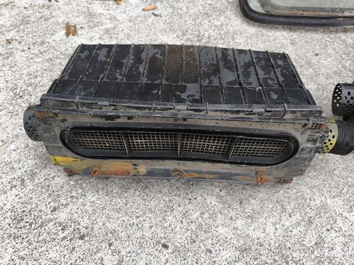 VW beetle air box with fan