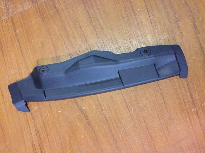 Grille Trim RH (Alfa Romeo 145/146)