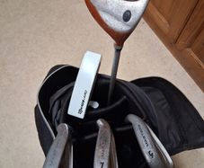 Golf set Golf Clubs For A 4 to 6 Year Old.