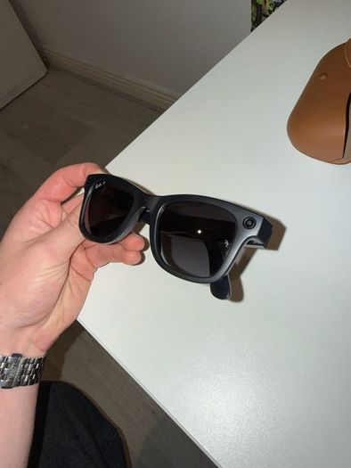 Ray-Ban Meta Wayfarer (Gen 2) Matte Black Polar Gradient Graphite Lenses