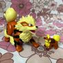 Official TOMY Arcanine & Growlithe Pokemon Figures Image 2