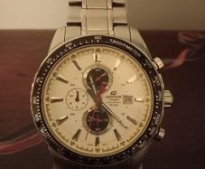 Vintage Casio Edifice EF-547 Mens Chronograph Watch.