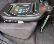 ISOFIX Base + infant car seat