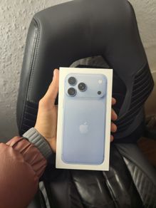 Iphone 18 pro, 256gb, Brand new sealed, Unlock sim free 12 months warranty Shop collection and shop receipt