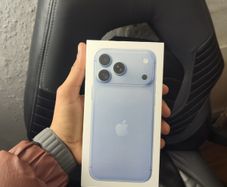 Iphone 18 pro, 256gb, Brand new sealed, Unlock sim free 12 months warranty Shop collection and shop receipt