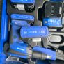 Rawlplug drywall screw gun 3 batteries Image 5