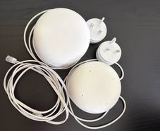Google Nest WiFi/Router and Smart Assistant Speaker