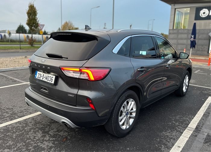 Ford Kuga Titanium 2.5phev225 S6.2  2023