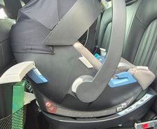 cybex  aton 5 carseat + isofix