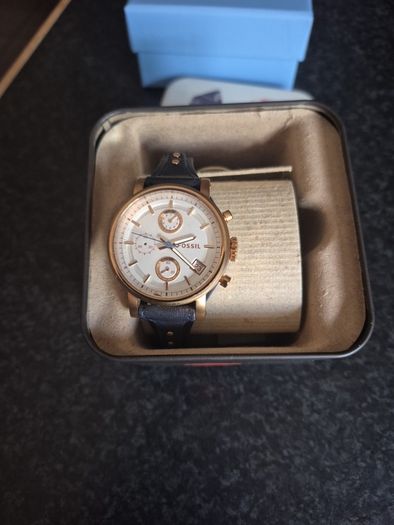 Fossil watch