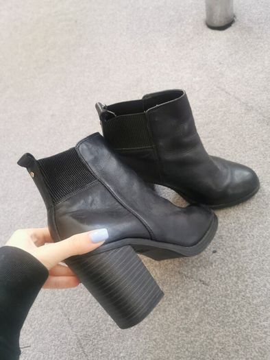 New look comfort boot heels