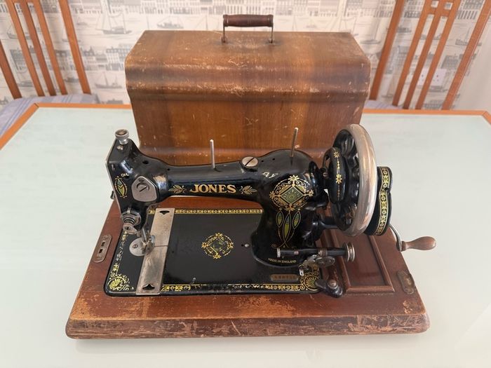 Jones Sewing Machine - Manual Operation