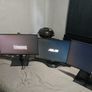 Computer monitors. Image 2