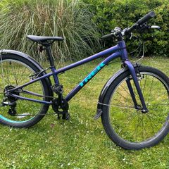 trek girls bike