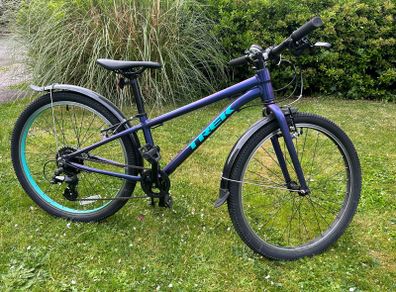 trek girls bike