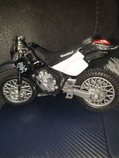 Kawasaki Kdx Model