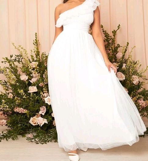 White Maxi dress, size 10