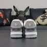 LV shoes Image 2