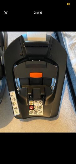 car seat Pram  3 pieces , sleep cot ,  car seat and isofix base. Delivery offered small charge