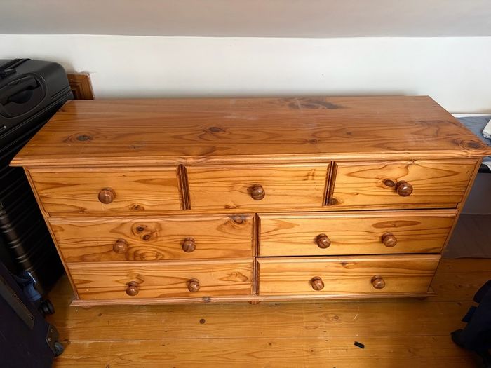 Free chest of drawers