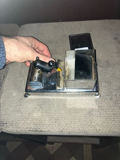 Art deco cig dispenser