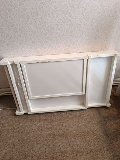 baby cot with changing table