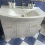 Jacuzzi and sink Image 3