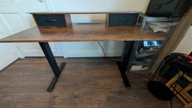Standing desk