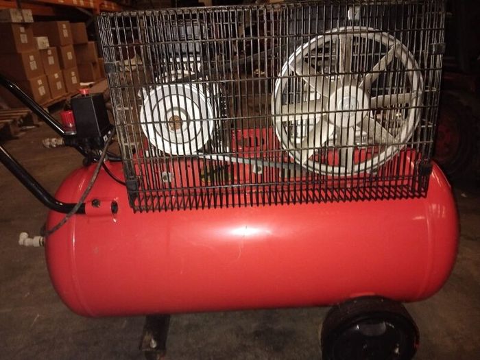 Fini Advanced 100L Belt-Driven Air Compressor  2H