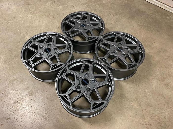 20" Inch Motion R VS2 Alloy wheels Ford Transit Custom Van centre bore 65.1 5x160 Gunmetal