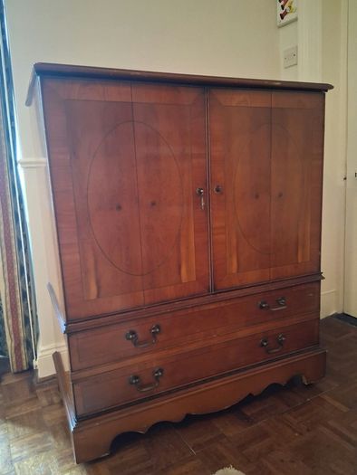 Mahogany TV unit