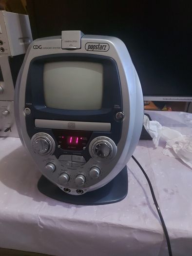 POPSTARZ CDG KARAOKE System, in excellent condition, see Pictures