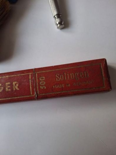 A Job Lot Of Vintage Shaving Razors & Blades + Brush Cut Throat Razor