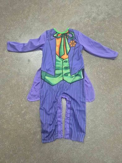 Joker Costume / Batman