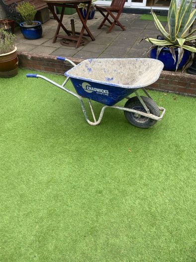 Wheel barrow